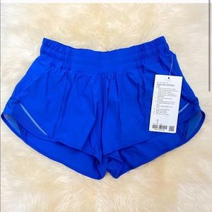 Lululemon hotty hot short 2.5 inseam - 6